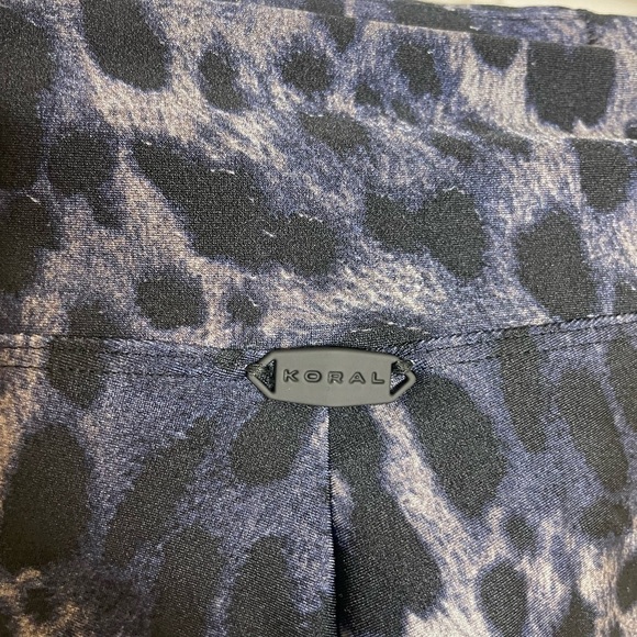 Koral Drive Cheetara Leggings, Blue Cheetah Print 215 - Picture 4 of 8